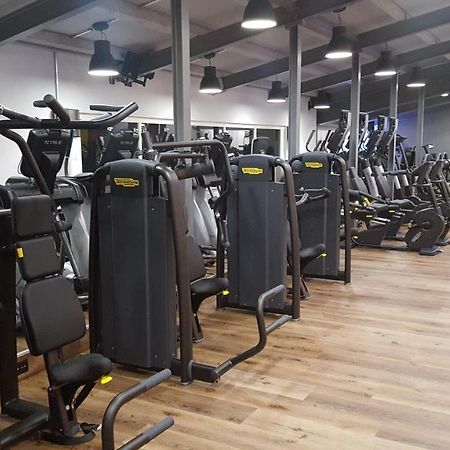Aparthotel Baden Bagian luar foto