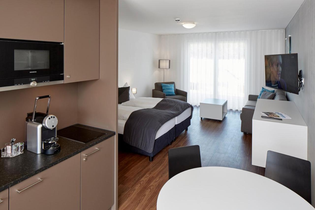 Aparthotel Baden Bagian luar foto