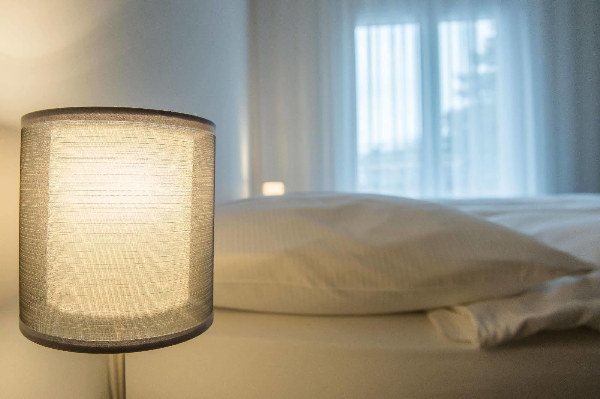 Aparthotel Baden Bagian luar foto